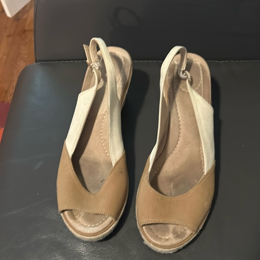 Lands’ End two tone beige cloth wedge sandals